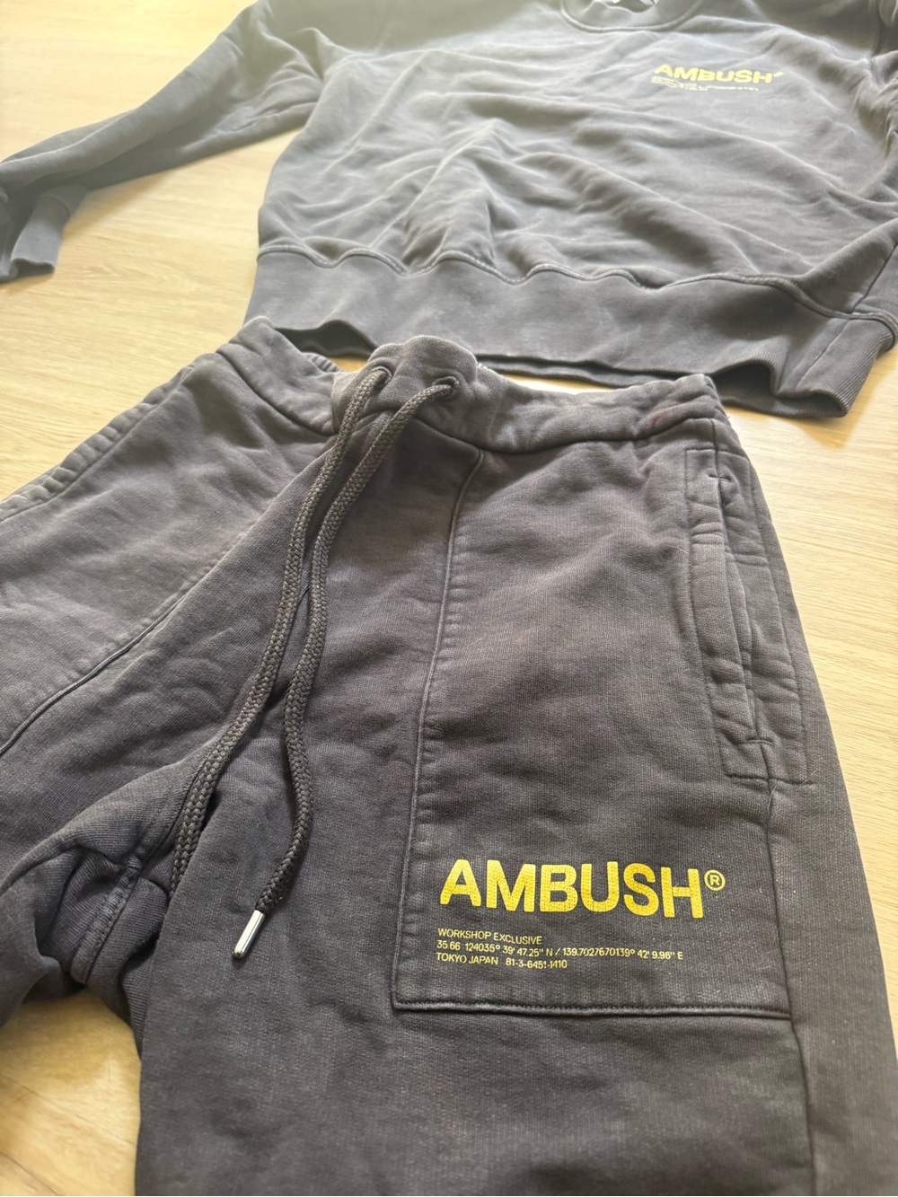 AMBUSH Crewneck and sweatpants set with Yellow Logo